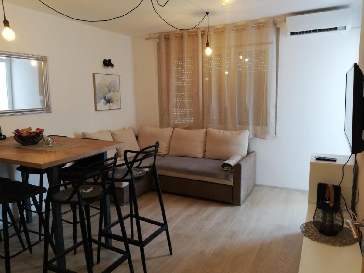 Appartamento Apartman Morean Šibenik Esterno foto